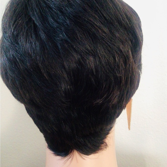 Short Cut Full Machine Made No Lace Human Wig You Feel Comfortable When Wear It - Picture 2 of 3